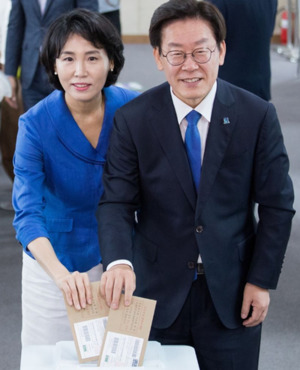 썸네일 이미지