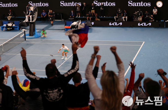 조코비치, 호주 오픈 테니스 9 위 … 상위 18 개 메이저 대회