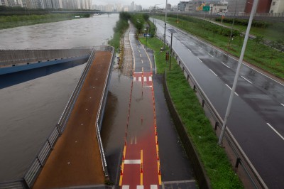 '침수 위험' 서울 동부간선도로 전면 통제