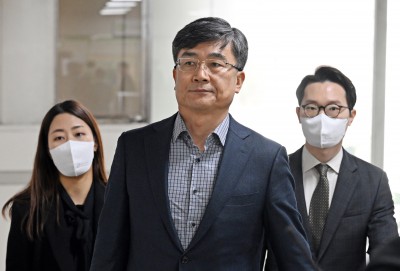 서욱 전 국방부 장관, '서해 피격 은폐' 첫 공판 출석