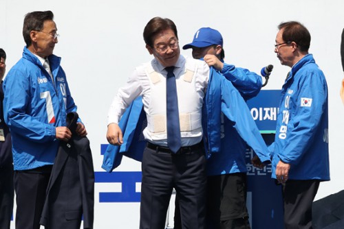 썸네일 이미지