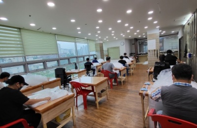 썸네일 이미지