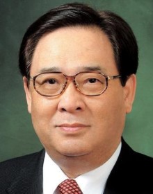 <b>이세웅</b> 전 평북지사 <b>재산</b> 2759억...7개월 만에 1172억 늘어