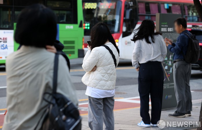 쌀쌀한 환절기 비염, 루즈 비염치료기로 간편하게 치료