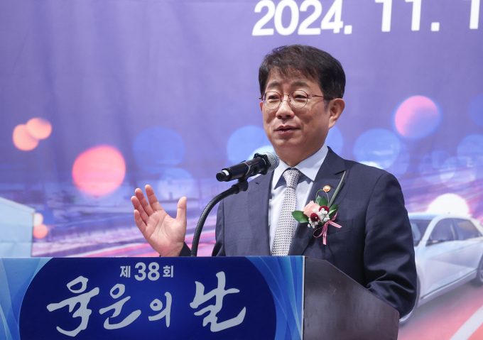 박상우 국토부 장관 "교통산업, 국가 경제 축으로 성장토록 지원 아끼지 않을 것"