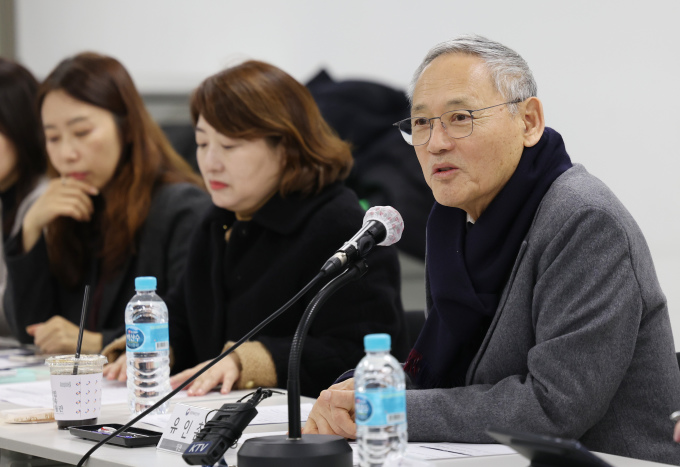 유인촌 장관 "현장 정책과 함께 내년 예산 즉시 집행...파격도 필요"