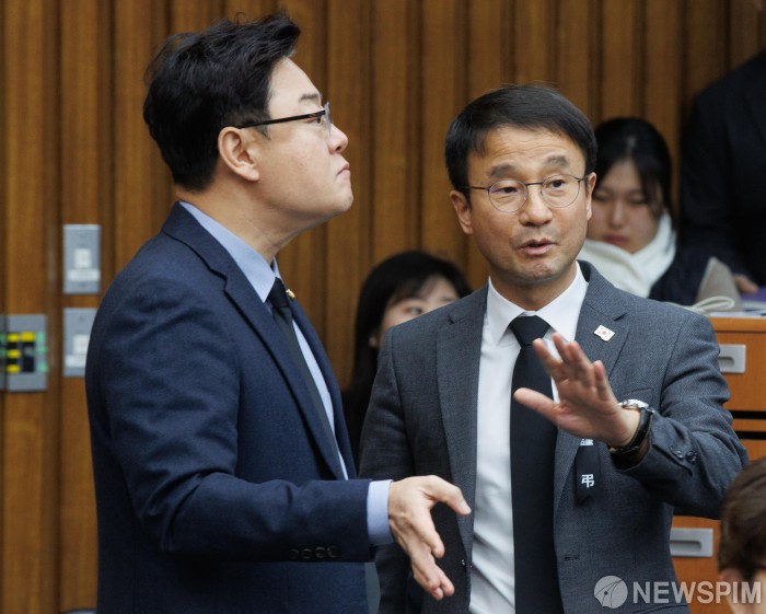 내란 국조특위 "尹 본질 흐리지 말라…국회 단전 CCTV로 국민 목도"