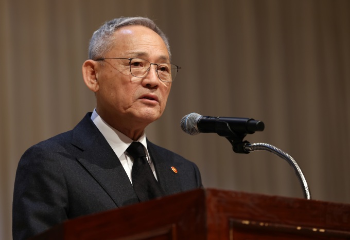 유인촌 장관 "대한민국 사회문제 직면, 고 이어령님 혜안 그립다"