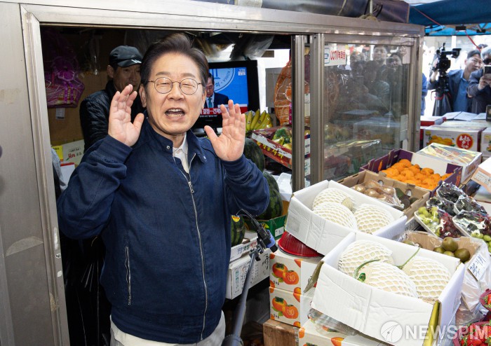 [대선공약] 이재명 "평화경제 특구 지정·불필요한 군 방호벽 철거 등 접경지역 공약 발표"