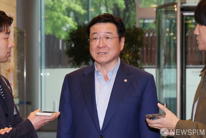 이찬희 준감위원장 "이재용 회장, 준법경영 의지 강해...언제든 소통"