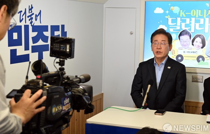 [선택2025] 이재명 "국힘, 여전히 尹과 일심동체…사죄쇼 해도 국민들 안속아"