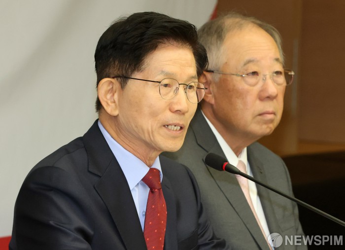 [선택 2025] 김문수, 尹 의료개혁 사과…"민주주의 원리 안맞아"