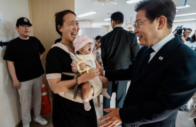 썸네일 이미지
