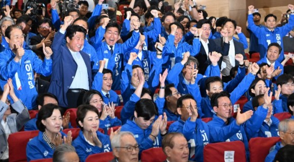 썸네일 이미지