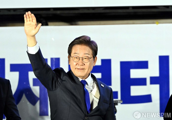 더불어 이미지