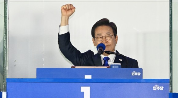 썸네일 이미지