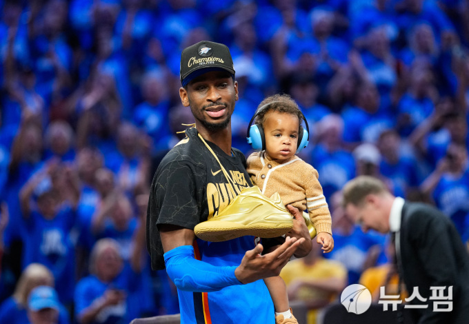 [NBA] <b>길저스알렉산더</b> 빛난 밤…오클라호마시티, 인디애나 꺾고 새 역사
