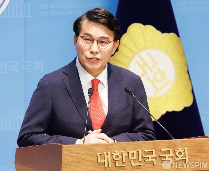 윤상현 '제 토론회 윤어게인 행사 아니야.. 논란에 사죄'