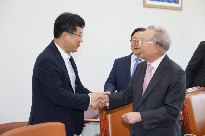 손경식 경총 회장 "노란봉투법, 노사관계에 엄청난 혼란 야기할 것"
