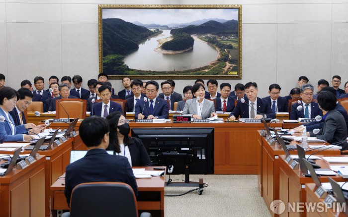 농수산 가격안정제 '농안법,' 국회 농해수위 소위 통과