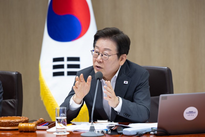 李정부, '진짜 성장' 위해 경제 대혁신…과감한 재정 투입 강조