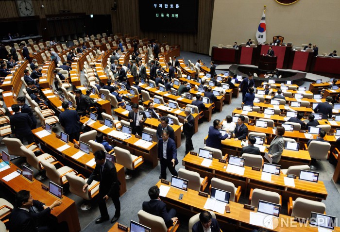 전교조 "AIDT 교과서 지위 박탈 환영…명확한 취소절차 안내 필요"