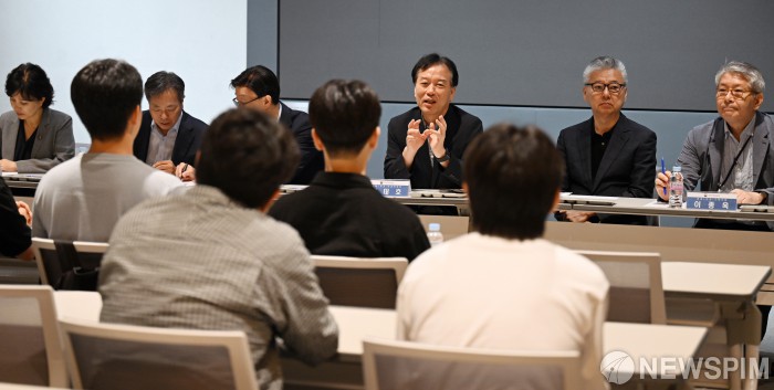 국정위, '우리곁의 AI 클러스터' 현장 간담회