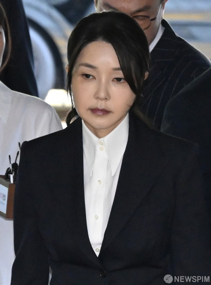 김건희 구속심사 4시간 25분 만에 종료…곧 남부구치소로 이동