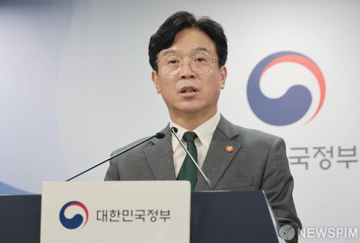 김영훈 고용부 장관 "중대재해 반복기업에 강력한 제재"