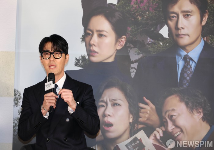 영화 '어쩔수가없다'의 배우 차승원