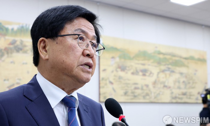 최교진, 천안함 음모론 논란에 "사과드린다…정부 공식 입장 신뢰해야"