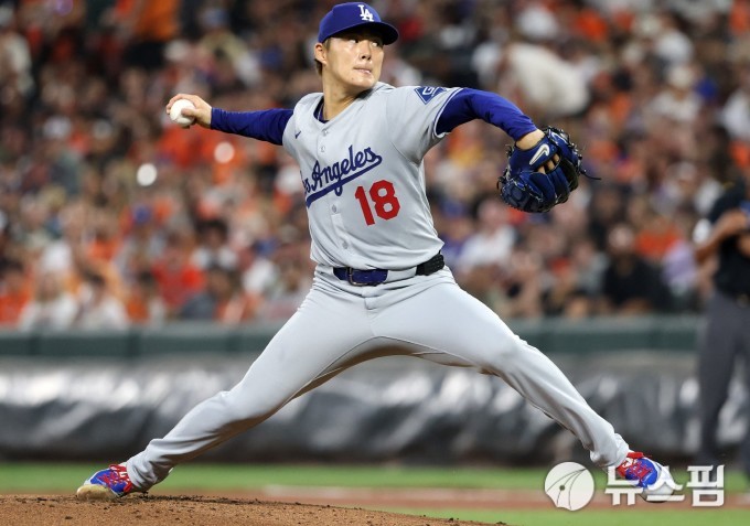 [MLB] 야마모토, 8.2이닝 노히트 후 뼈아픈 솔로포 맞아