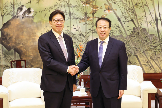박형준 부산시장, 상하이서 자매도시 강화 공동선언…관광·바이오 협력 확대