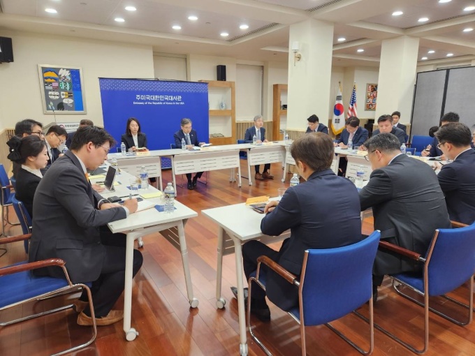 조현 외교장관 "조지아주 구금 근로자 美 재입국시 불이익 없도록"