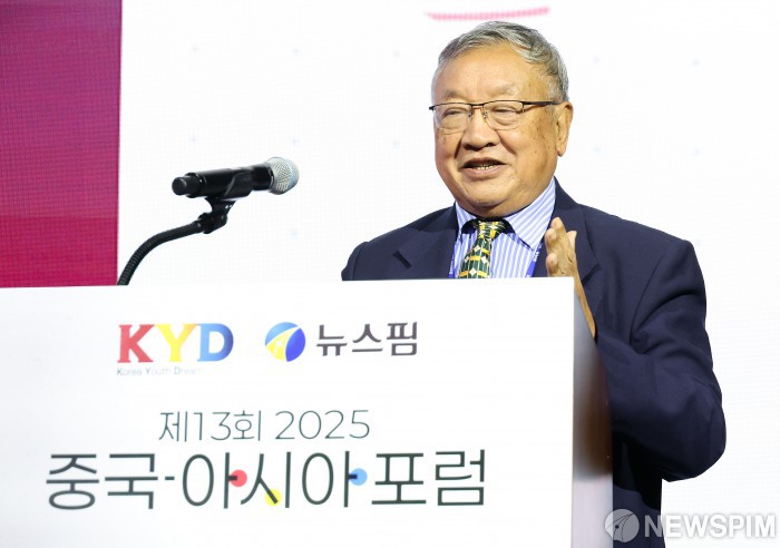 [아시아포럼] 美 고관세 정치 활용…한중, 고위급 교류·전략 소통 강화해야