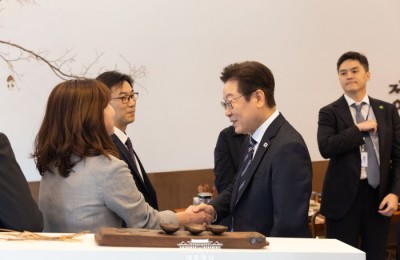 썸네일 이미지