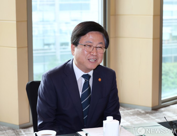 '최교진 교육부' 첫 국감…"고교학점제 혼란 여전" 질타 전망