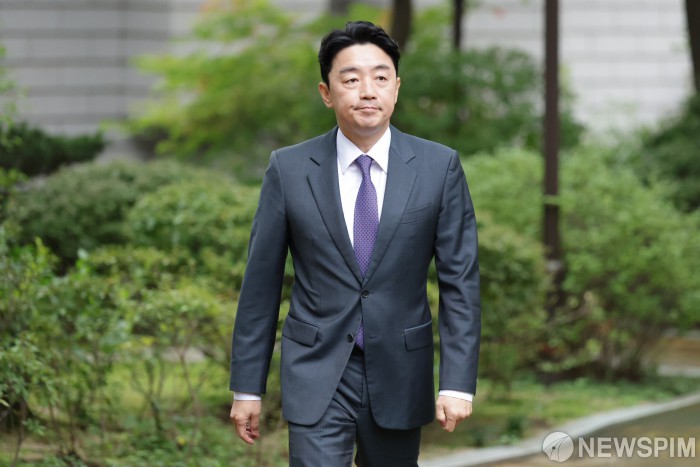 강훈식, 외유성 출장·전관예우 근절 지시…"슈링크플레이션 꼼수도 엄정 대응"