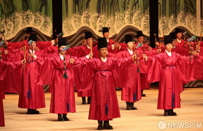 '제20회 창신제(創新祭)' 종묘제례악 '전폐(奠弊)희문'