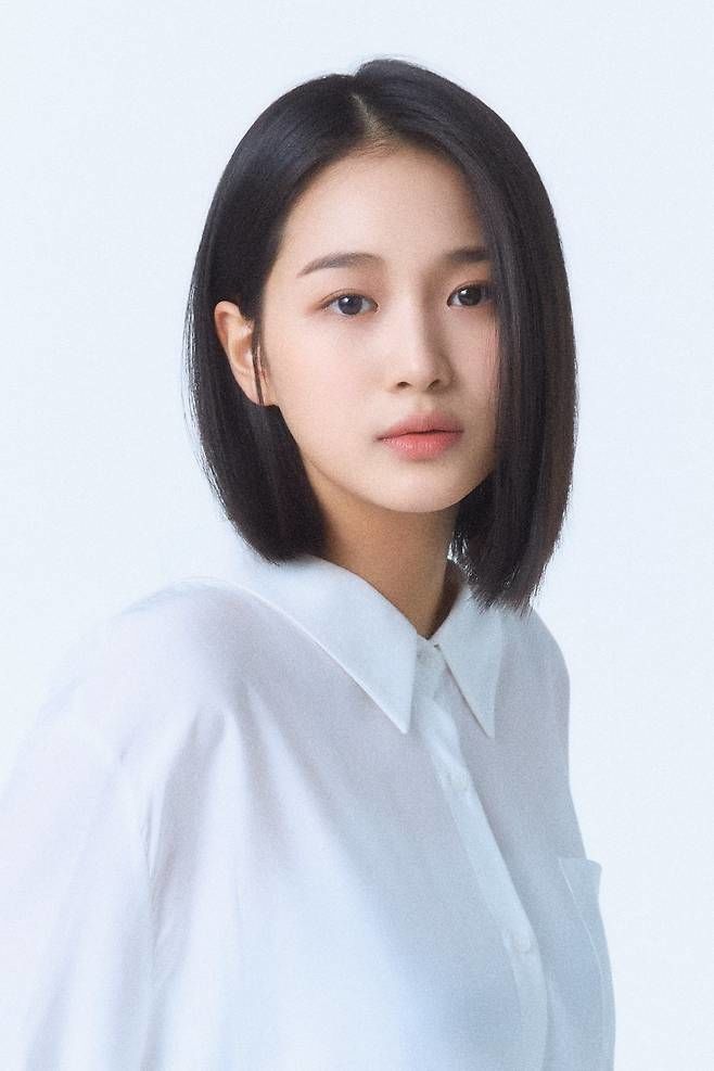 배우 한가을, 원빈 친조카였다
