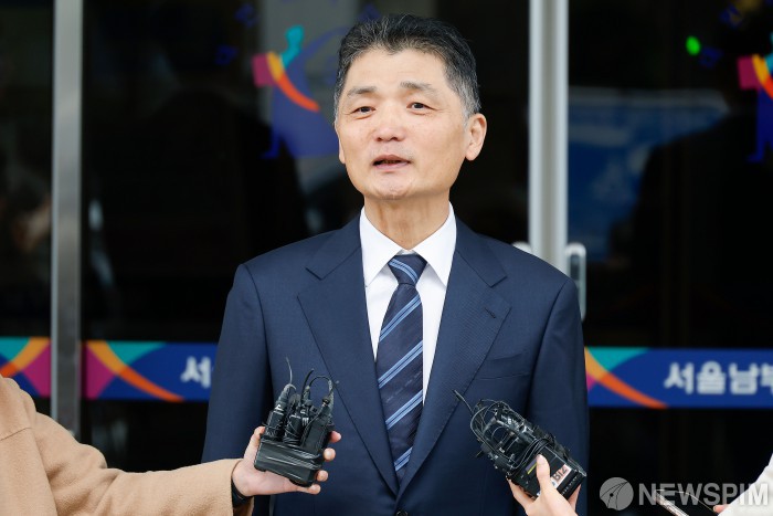 韩IT企业Kakao创始人金范洙涉嫌操纵股价案一审被判无罪