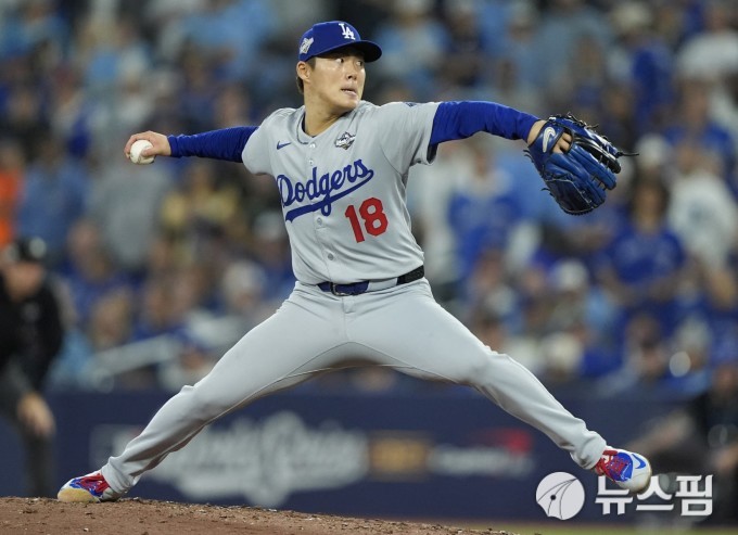[MLB] 야먀모토 또 완투승... 다저스, 토론토 꺾고 "멍군"