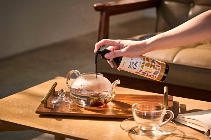 유유제약, 펌핑 한번으로 완성되는 보리차 '편해보리' 출시