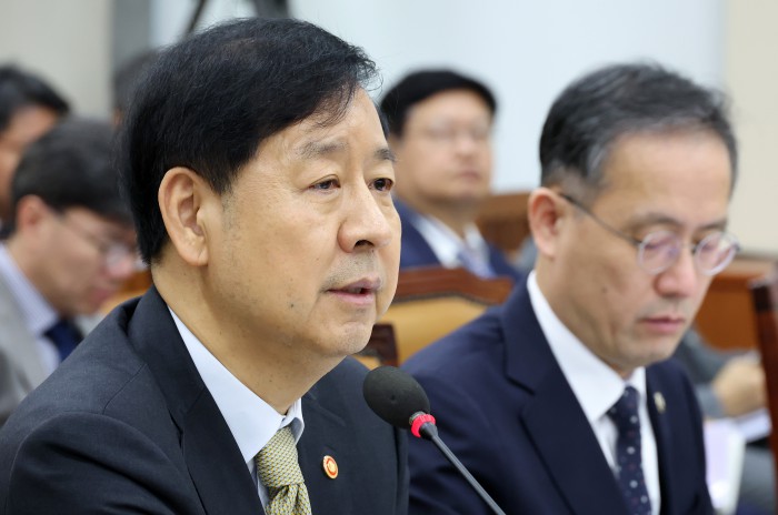 [2025 국감] "1500억달러가 3500억달러로"…대미 투자 규모 확대 비판