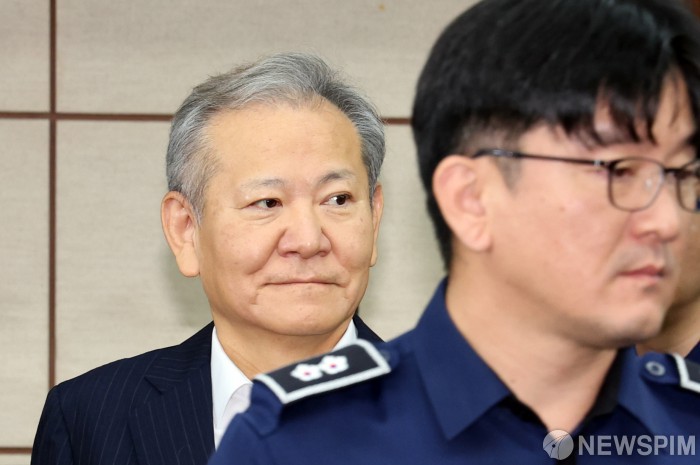 "소방청장, 계엄 당시 '단전·단수가 소방 업무냐'고 물어" 법정 증언