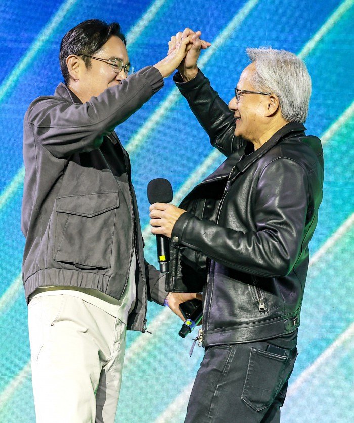 "엔비디아 최첨단칩 안줘"···트럼프 몽니에 '삼성전자·하이닉스' 급락