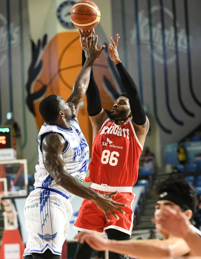 [프로농구] 워니 없는 SK, 가스공사 잡고 2연패 탈출