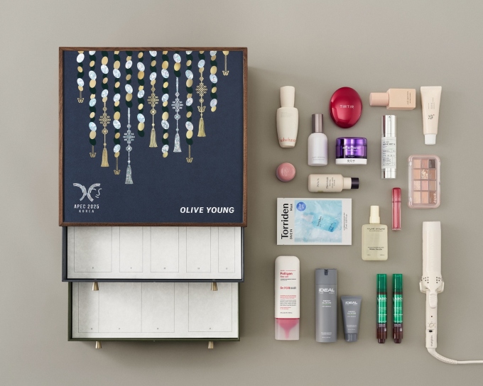 CJ올리브영, 2025년 APEC 회원 정상에 韓 화장품 정수 알렸다