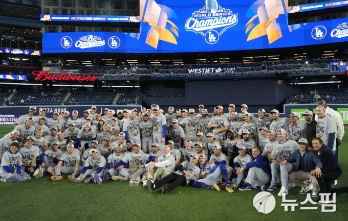 베팅업체 "2026 WS 우승 1순위는 다저스… 2위 양키스"