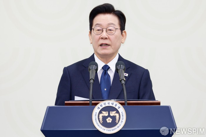 [종합] 국유재산 헐값 매각 지적에…李대통령 "정부 자산 매각 전면 중단"